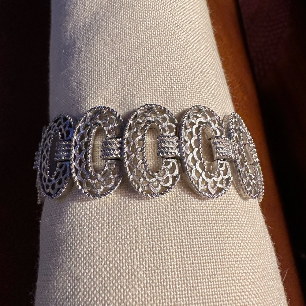 Vintage Trifari link  silver bracelet.